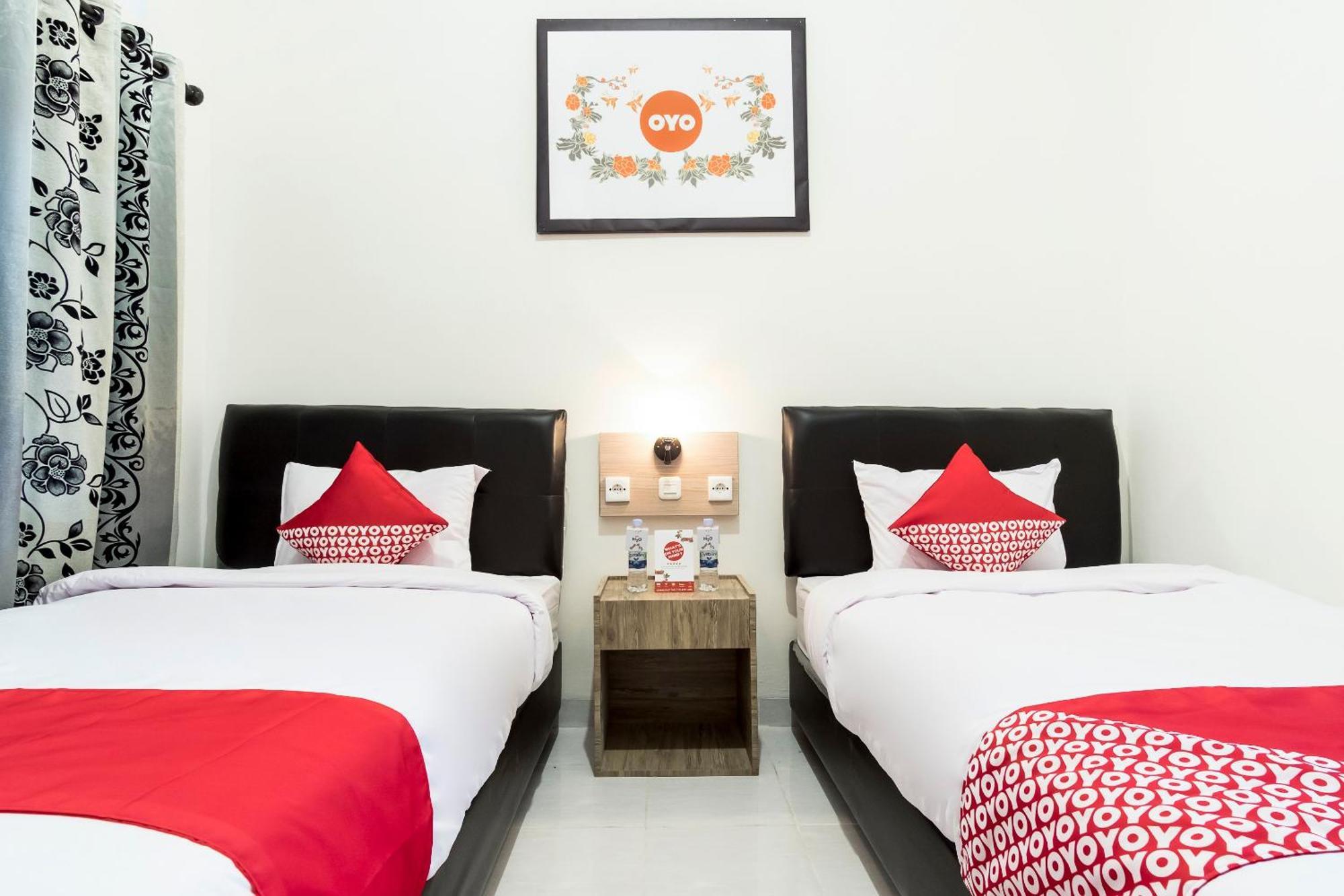 Super Oyo Capital O 873 Kamani Homestay Syariah Medan Buitenkant foto