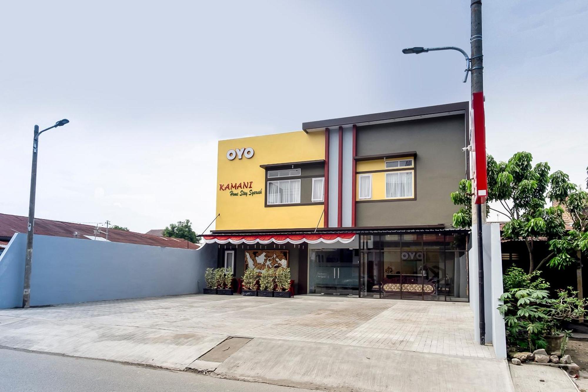 Super Oyo Capital O 873 Kamani Homestay Syariah Medan Buitenkant foto
